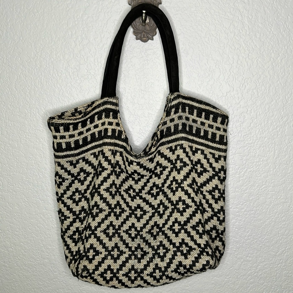 Black and White Geometric Tote Bag